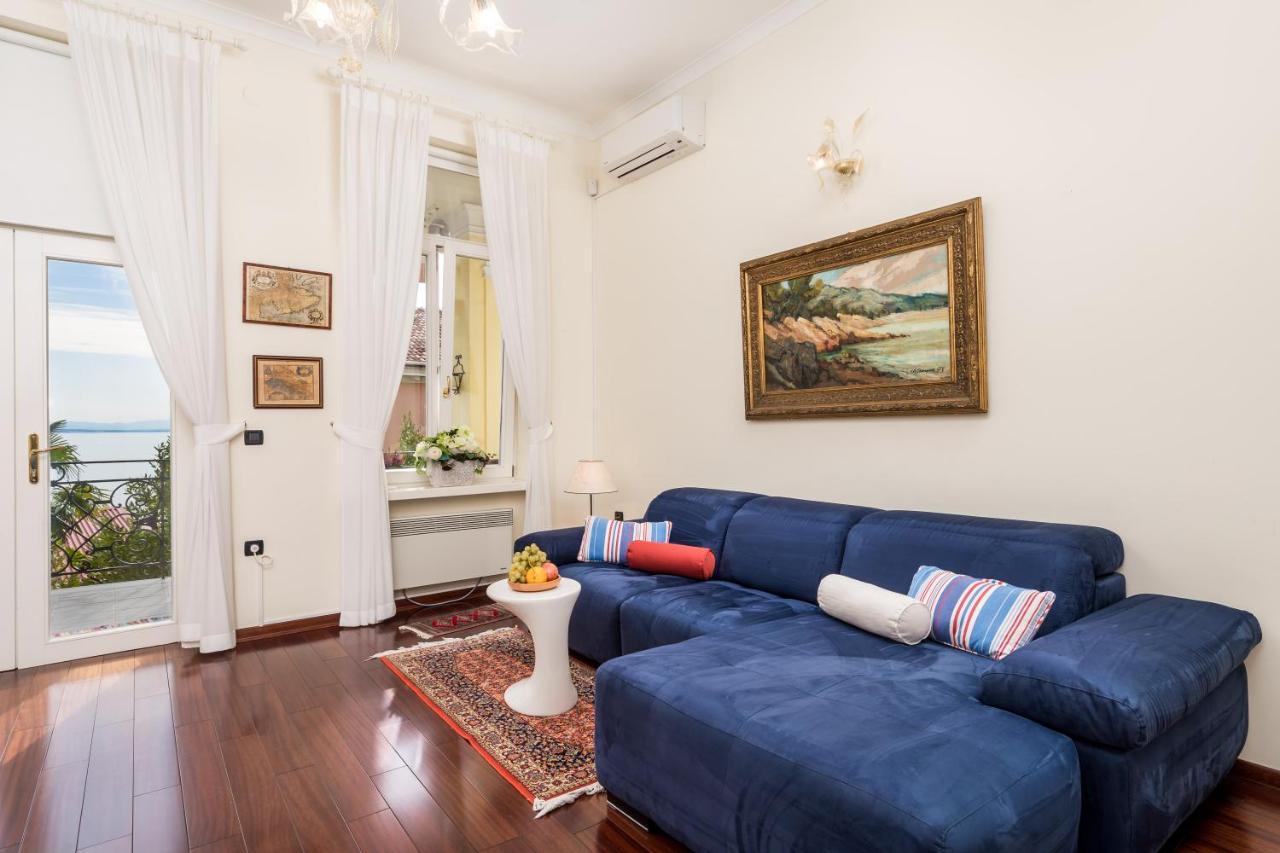 Apartment Adrija